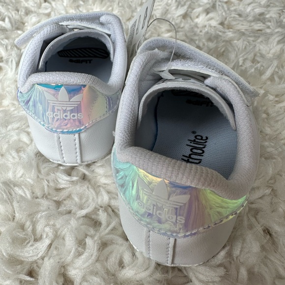 (NWT) adidas - Superstar Crib Shoe - IRIDESCENT / WHITE - Size 3 - Picture 6 of 7